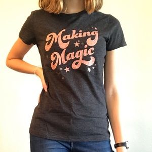 🎉FREE🎉Making magic soft tee